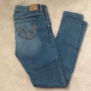 29inch ripped hollister jeans